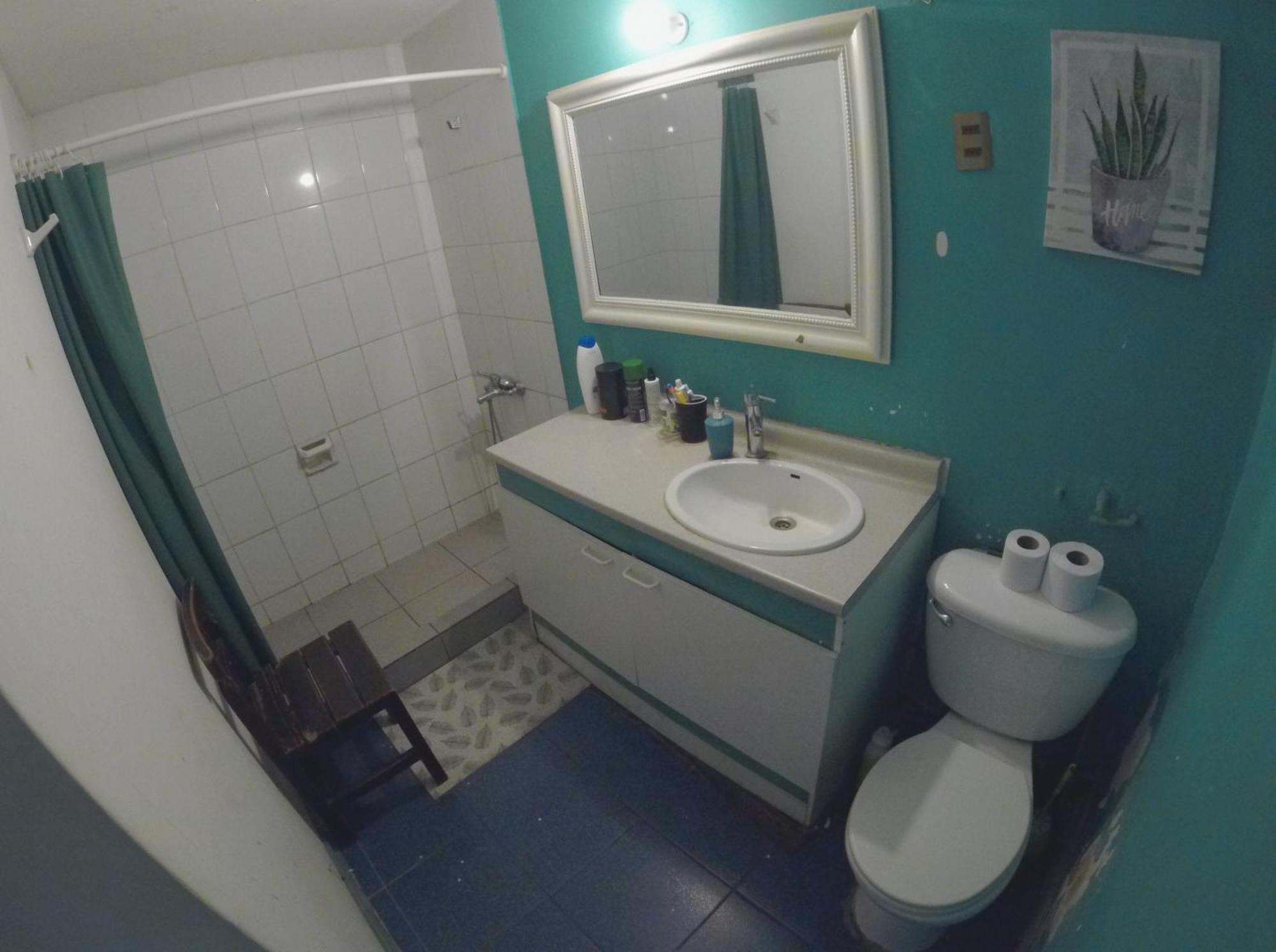 Privada Con Camarote En Departamento Compartido - Providencia Homestay Santiago